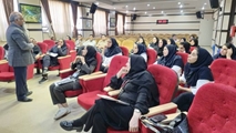     به گزارش روابط عمومی بیمارستان امتیاز و فوریت های جراحی شهید رجایی دومین کلاس آموزشی جهت مسئولین بیمارستان با حضور استاد   «دکتر آرش مانی» مدیر خدمات  مشاوره و سبک زندگی در دانشگاه علوم پزشکی  در سالن بنان این مرکز برگزار شد .